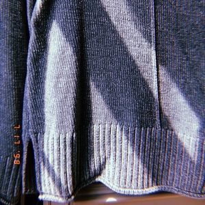 Cute light sweater. Size small.